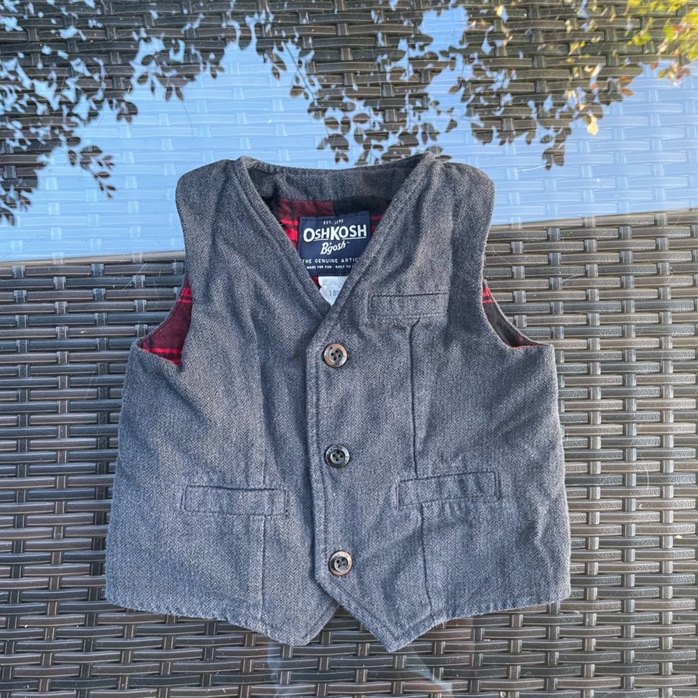 Oshkosh Bgosh Toddlers Boys Vest Dark Gray Size 18M Buffalo Plaid Lining